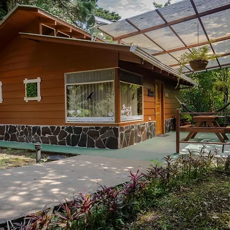 Los Pinos Cabins & Reserve-3